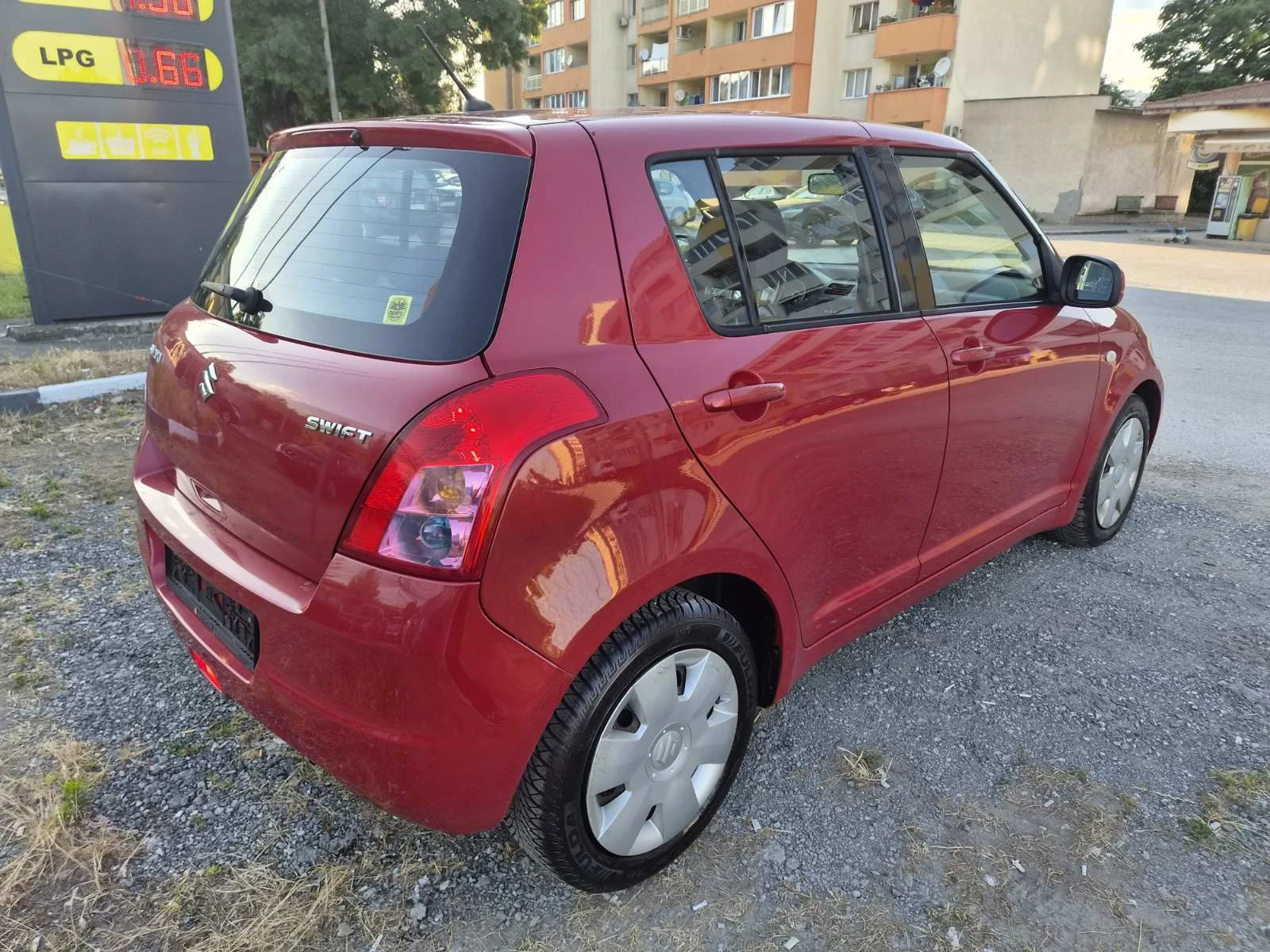Suzuki Ignis 1.3, снимка 6 - Автомобили и джипове - 54932233
