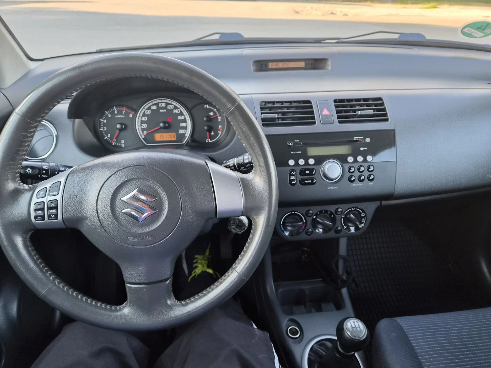 Suzuki Ignis 1.3, снимка 12 - Автомобили и джипове - 54932233
