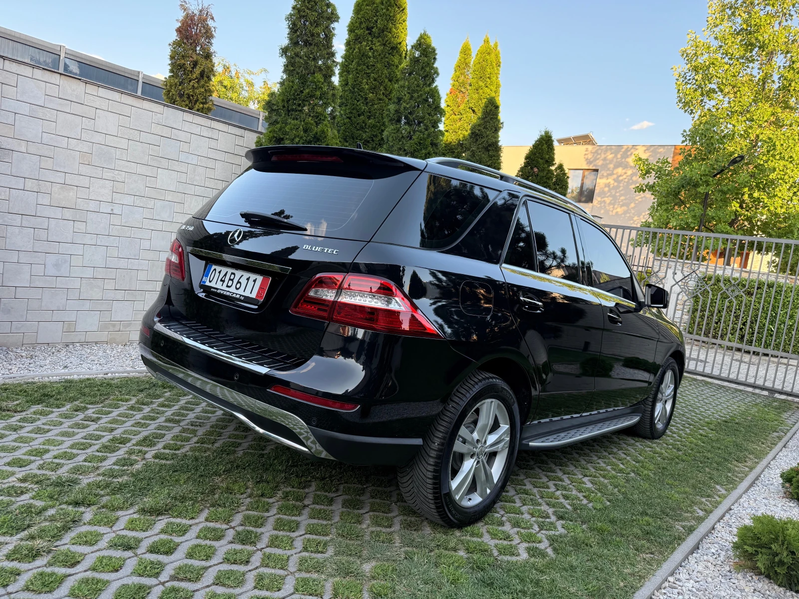 Mercedes-Benz ML 350 cdi 4MATIC* PANORAMA* KEYLESS* 3TV | Mobile.bg � ����������� 4