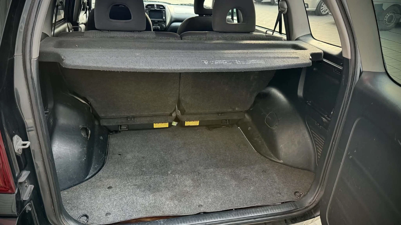 Toyota Rav4 d4d, снимка 9 - Автомобили и джипове - 55881228