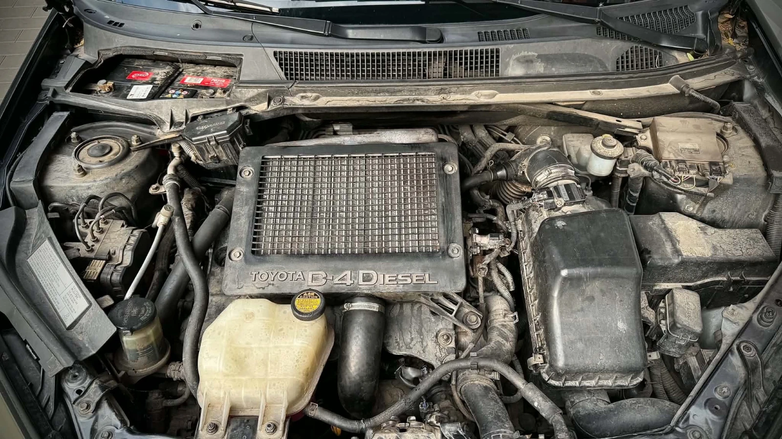 Toyota Rav4 d4d, снимка 10 - Автомобили и джипове - 55881228