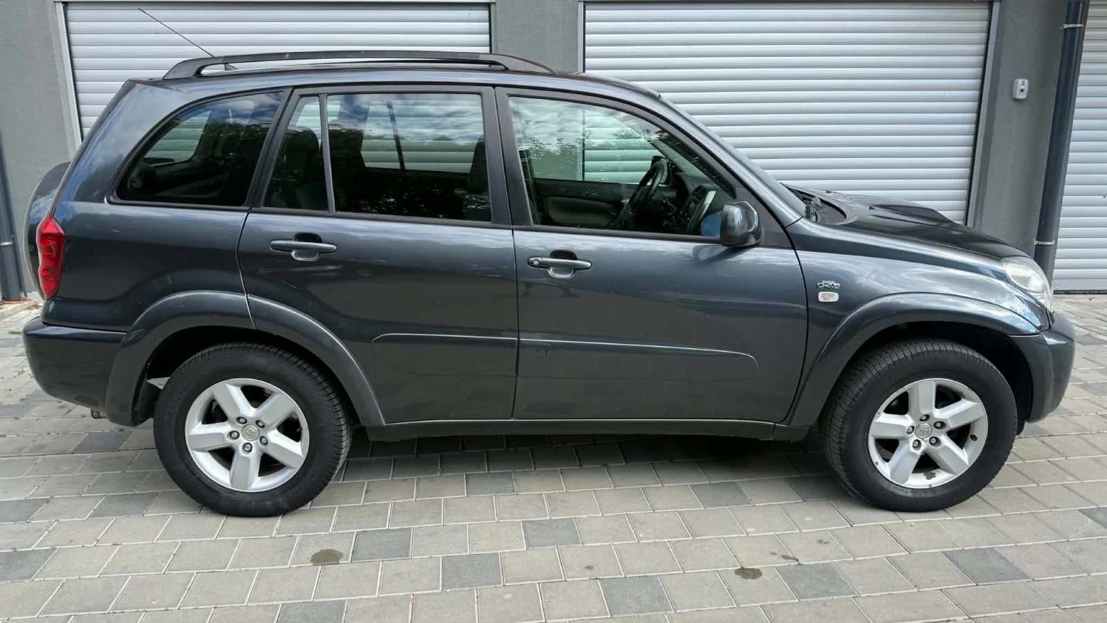 Toyota Rav4 d4d, снимка 2 - Автомобили и джипове - 55881228