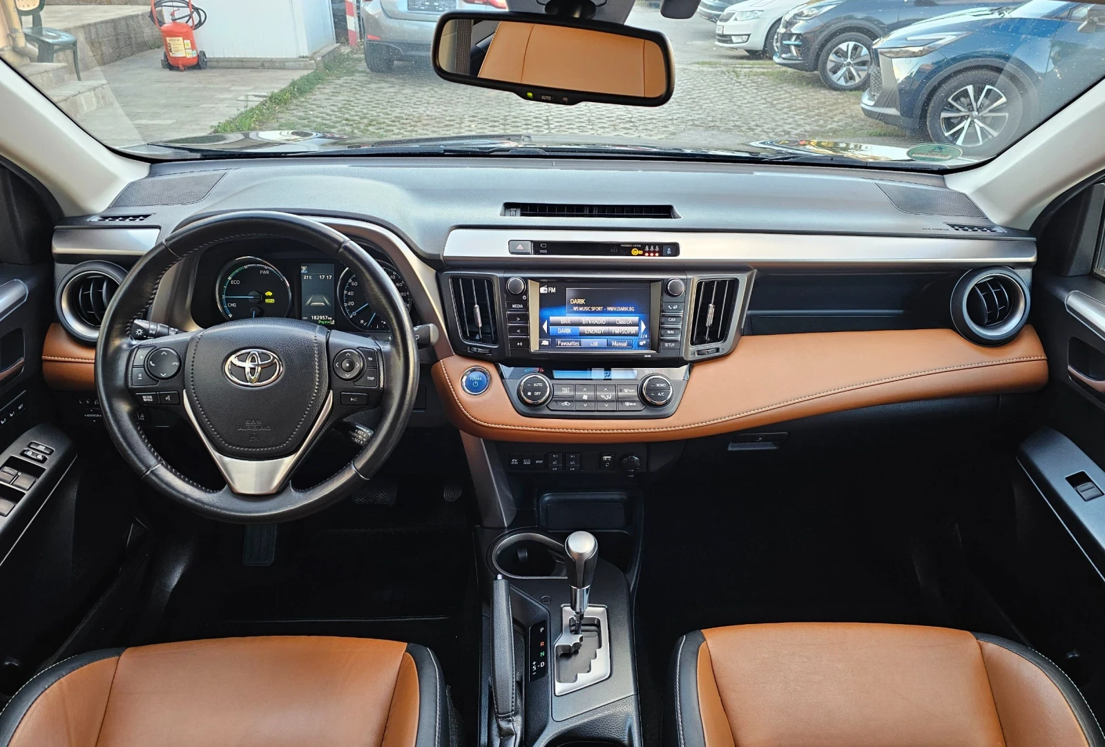 Toyota Rav4 2.5 Hybrid AWD Executive Facelift , снимка 11 - Автомобили и джипове - 56060612