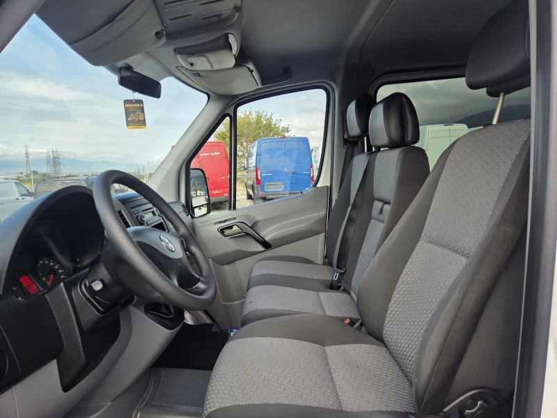 VW Crafter 2.0 TDI, 9 местен, Климатик, снимка 9 - Бусове и автобуси - 51840163