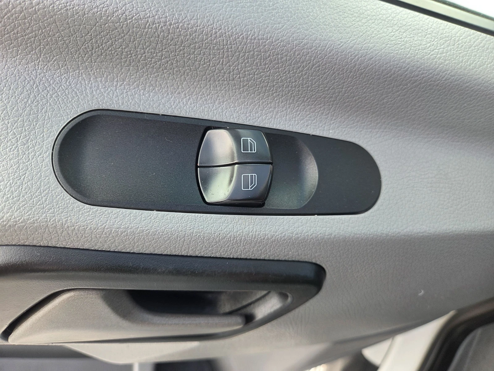 VW Crafter 2.0 TDI, 9 ,  | Mobile.bg   12