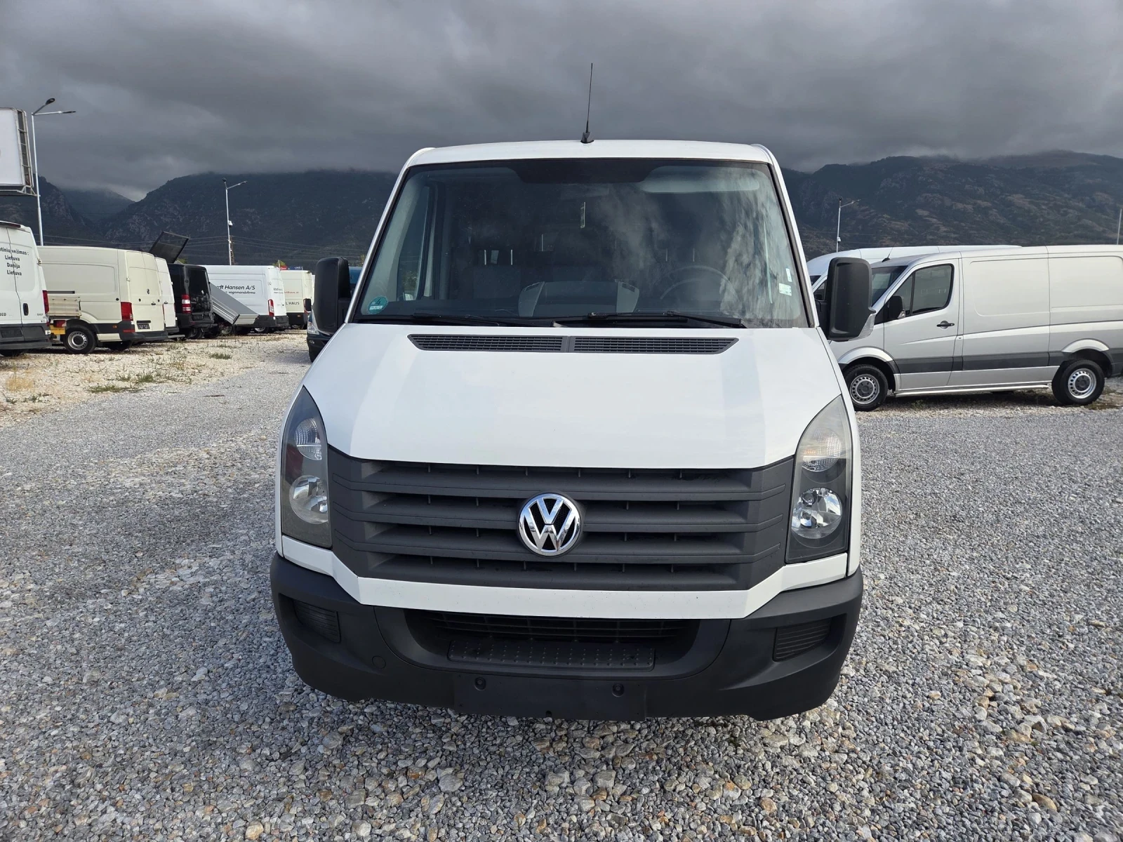 VW Crafter 2.0 TDI, 9 местен, Климатик - изображение 8
