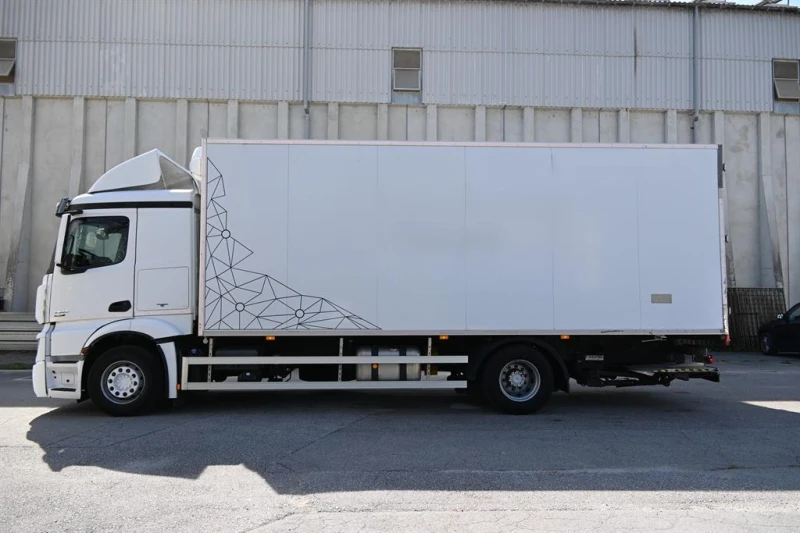 Mercedes-Benz Actros 1842 Thermo King T1200R Двутемпературен, снимка 3 - Камиони - 52294442