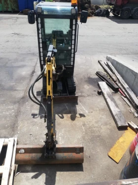      Yanmar SV16
