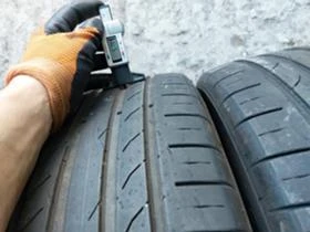 Гуми Летни 235/55R18, снимка 4