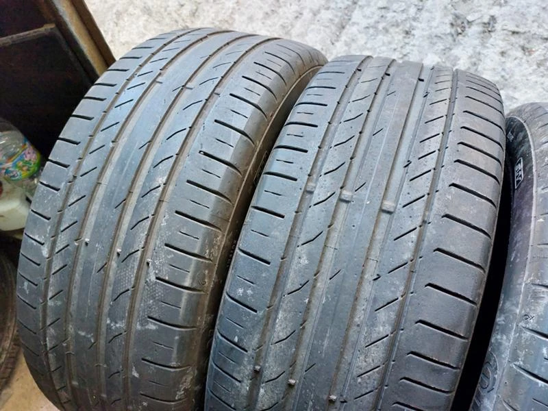 Гуми Летни 235/55R18, снимка 2 - Гуми и джанти - 37107386