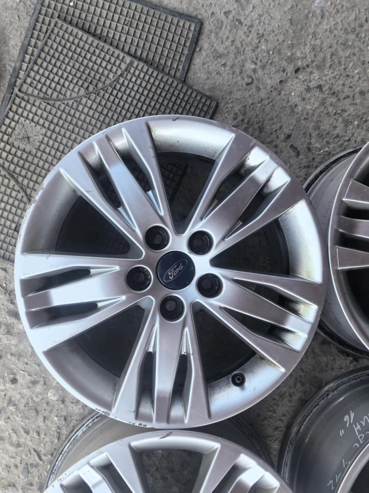   Ford Focus | Mobile.bg   5