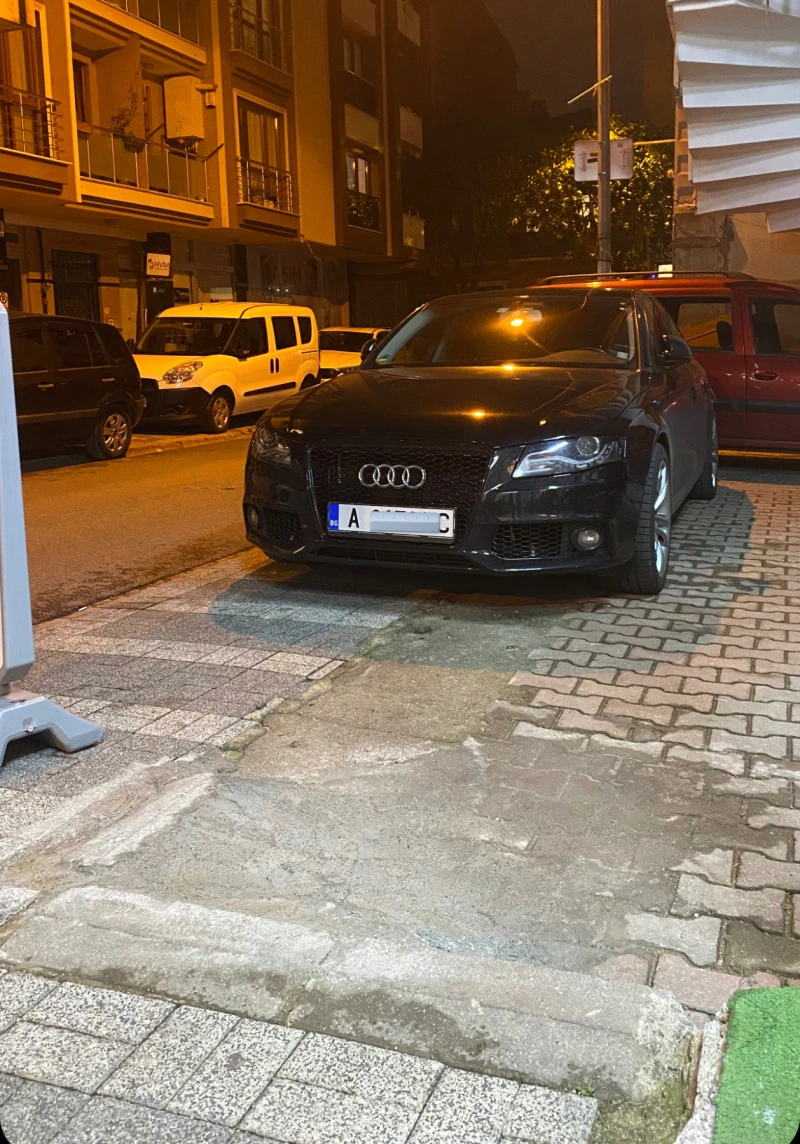 Audi A4 3.0TDI, снимка 9 - Автомобили и джипове - 48165735