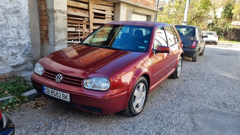 VW Golf 1.6, снимка 1 - Автомобили и джипове - 47904587