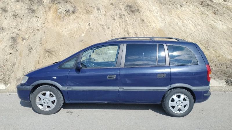 Opel Zafira 1.8 бензин, снимка 2 - Автомобили и джипове - 49351677