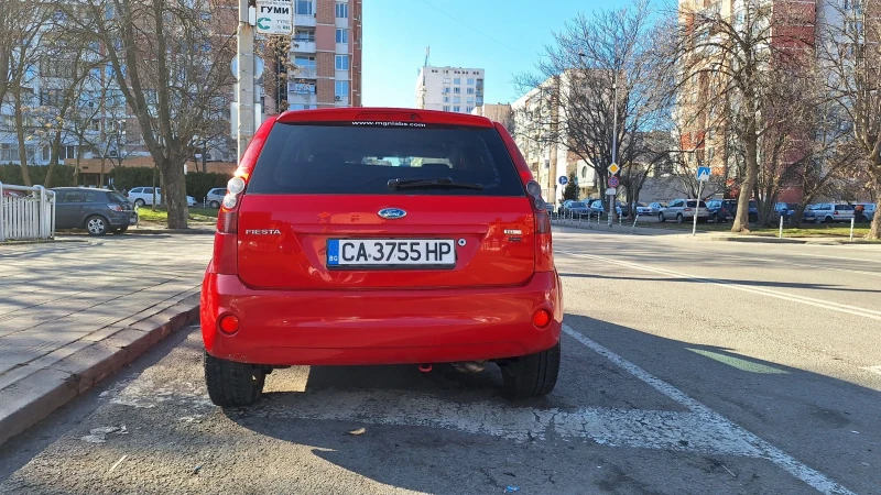 Ford Fiesta 1.4 TDCI, снимка 6 - Автомобили и джипове - 49376982