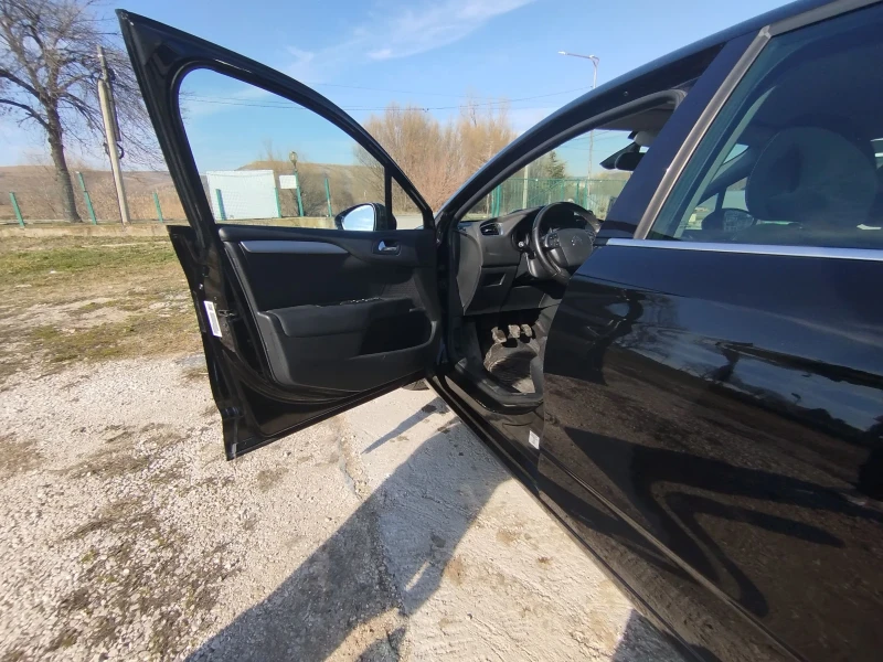 Citroen C4 1, 6 hdi, снимка 5 - Автомобили и джипове - 49390772