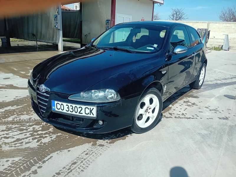 Alfa Romeo 147, снимка 1 - Автомобили и джипове - 49437555