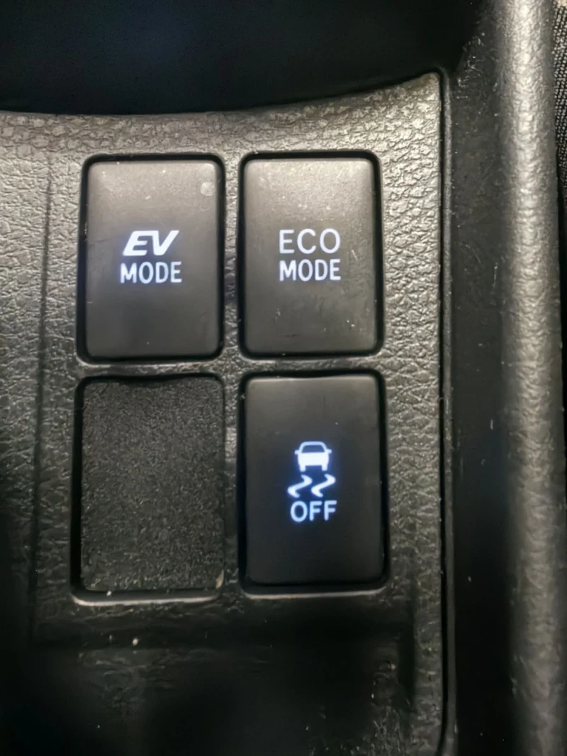 Toyota Yaris 1.5* HYBRID* AВТОМАТ* FACE* КАМЕРА* НАВИ* ЕВРО6* T, снимка 9 - Автомобили и джипове - 51799268