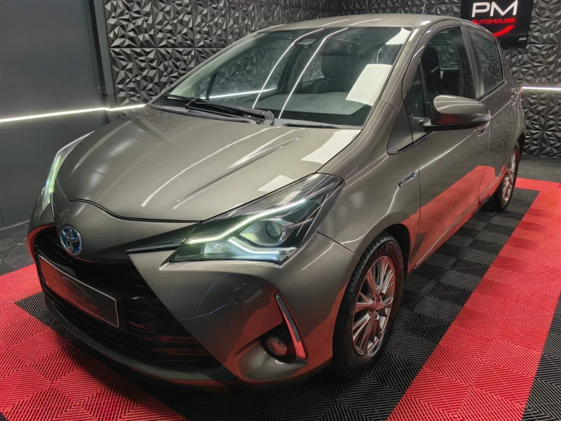Toyota Yaris 1.5* HYBRID* AВТОМАТ* FACE* КАМЕРА* НАВИ* ЕВРО6* T, снимка 2 - Автомобили и джипове - 51799268