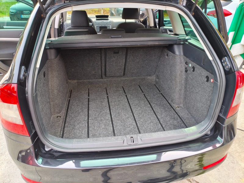 Skoda Octavia, снимка 16 - Автомобили и джипове - 51834854