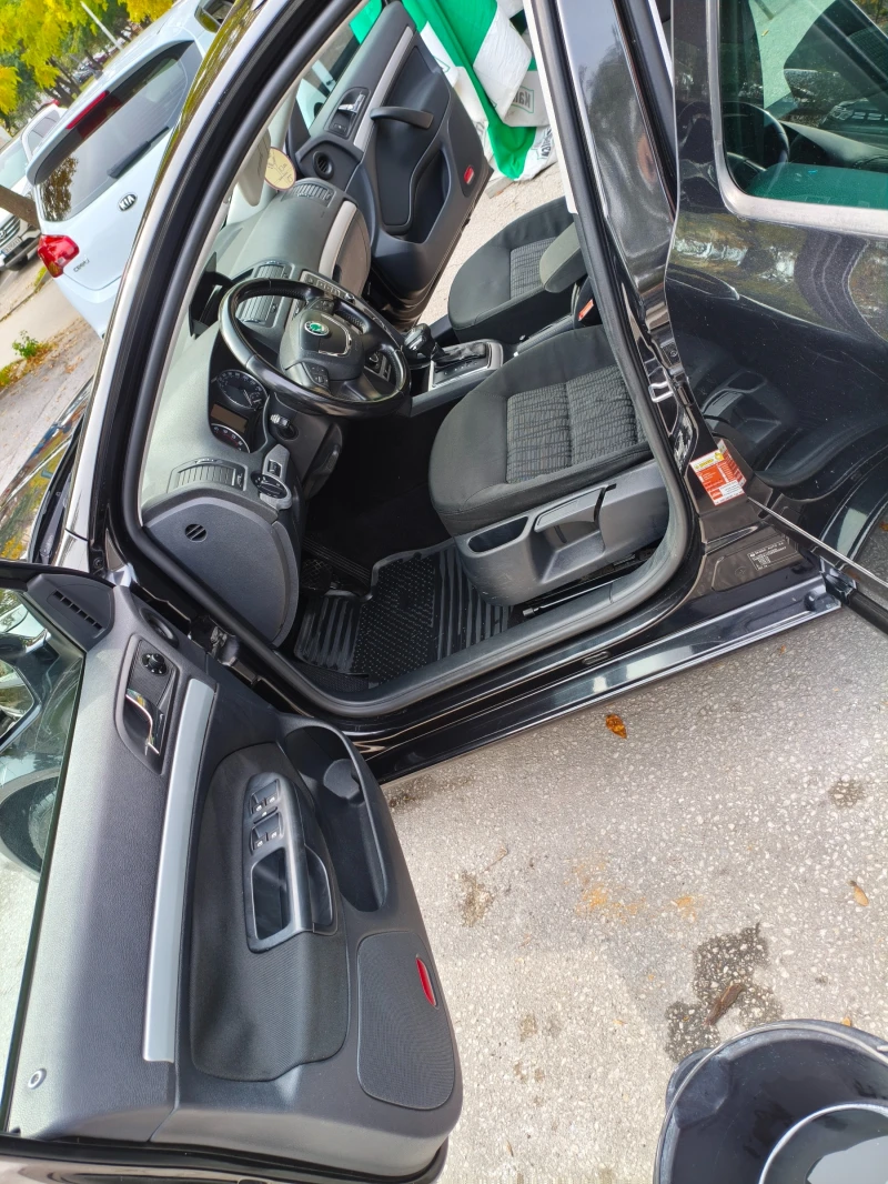 Skoda Octavia, снимка 8 - Автомобили и джипове - 51834854