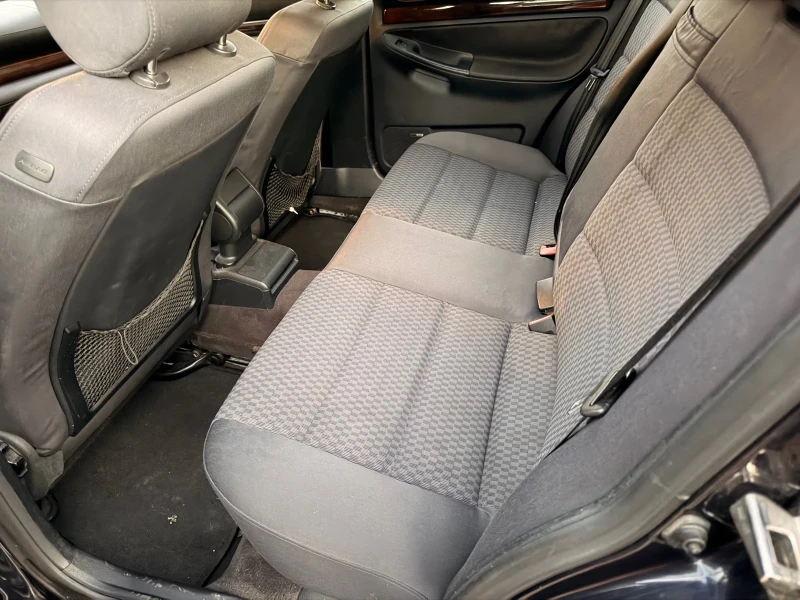 Audi A4 1.8 Газ.Инж  Bosse , снимка 9 - Автомобили и джипове - 52740233