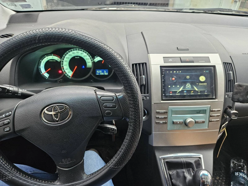 Toyota Verso, снимка 12 - Автомобили и джипове - 52882006