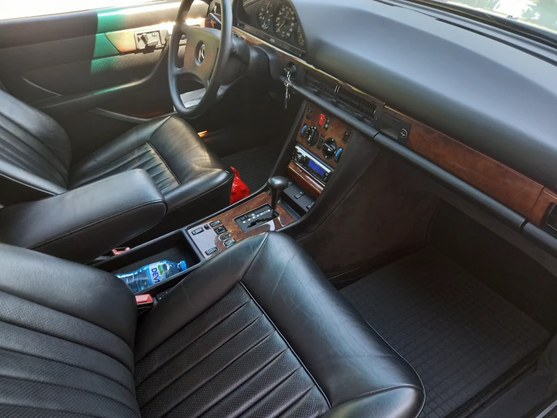 Mercedes-Benz 126 300 SE 188к.с., снимка 12 - Автомобили и джипове - 52969121