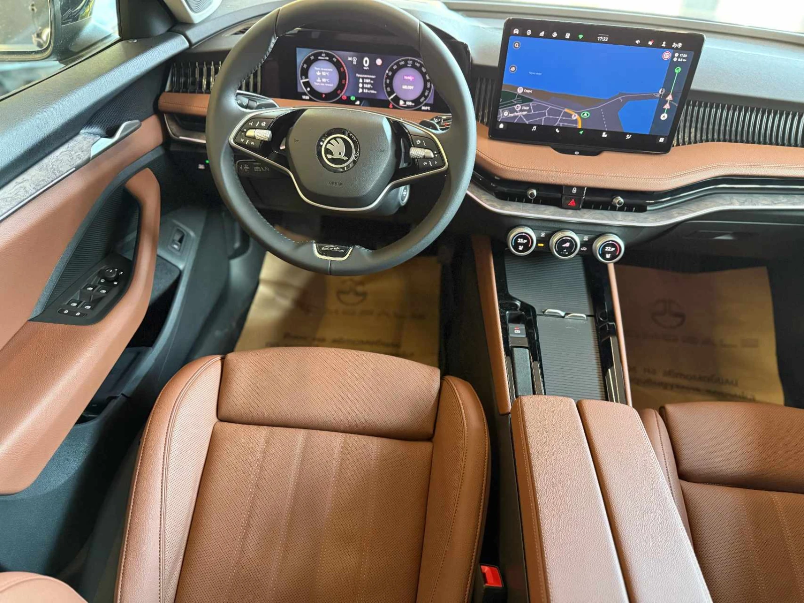 Skoda Superb Laurin & Klement* Чисто нова* Лизинг* В Гаранция - изображение 8
