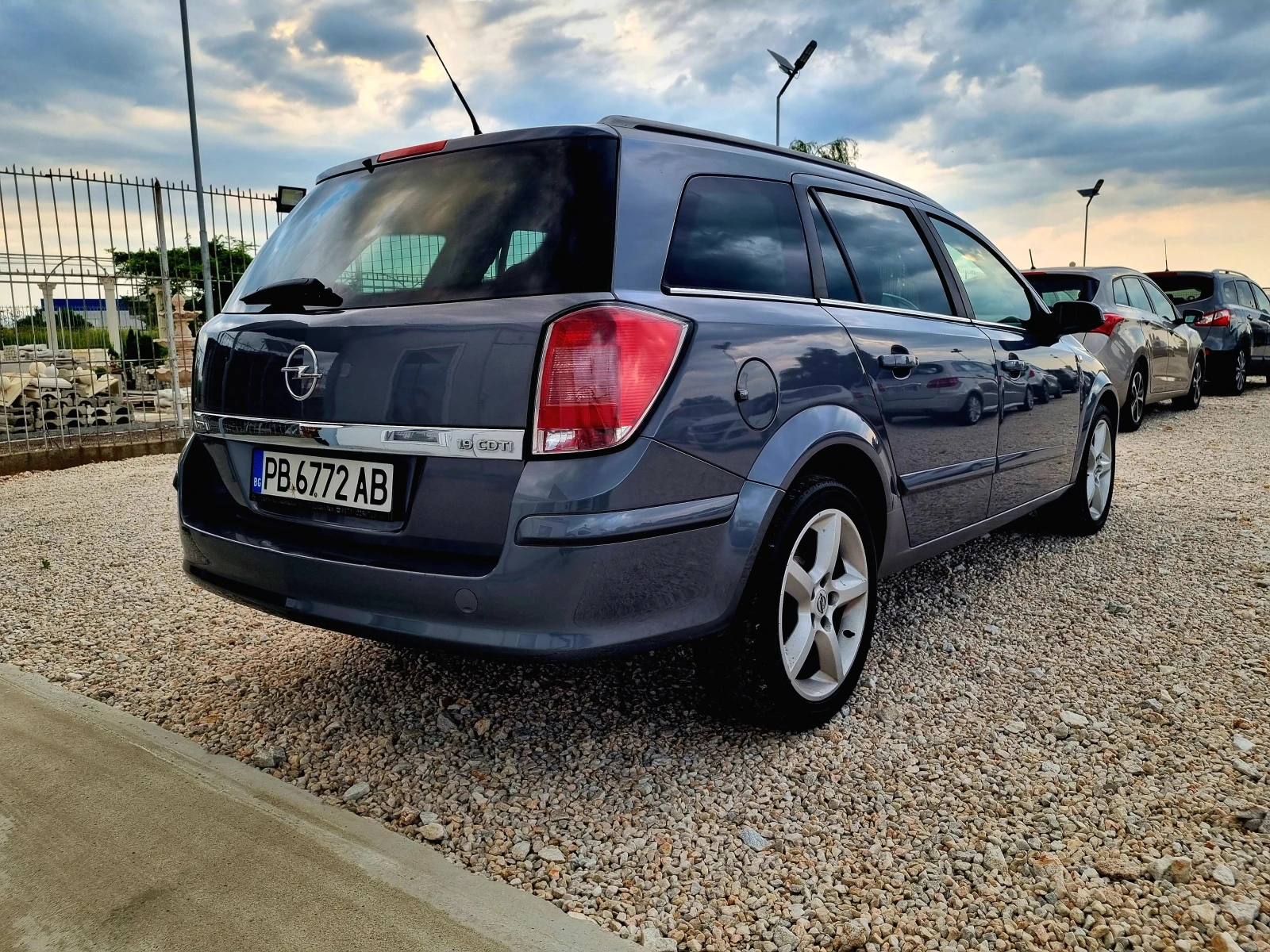 Opel Astra 1.9CDTI 120ks.Cosmo - изображение 6