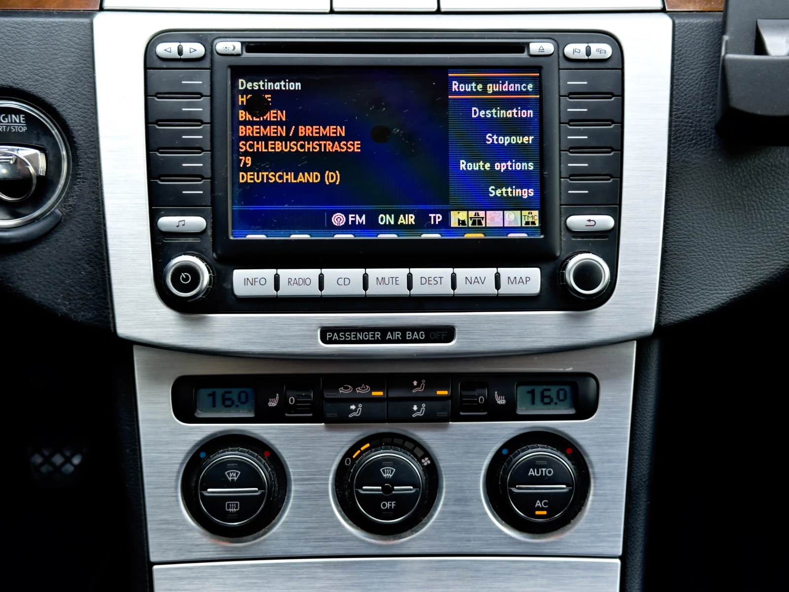 VW Passat 2.0 TDI - изображение 8