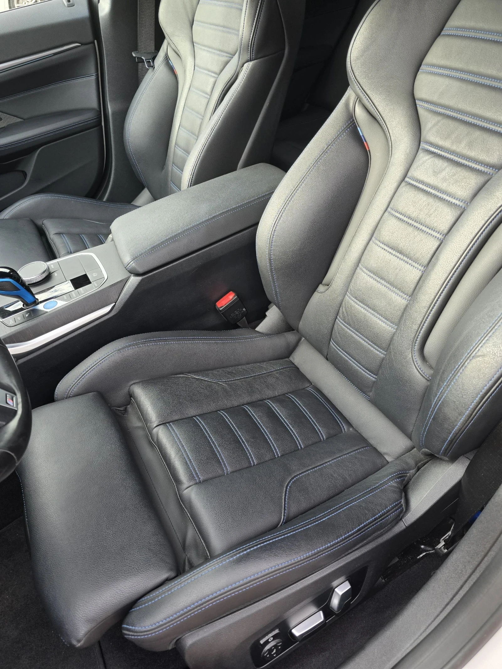 BMW i4 eDrive40 M-Sport 360/M Седалки/Adaptive M/HK - изображение 9