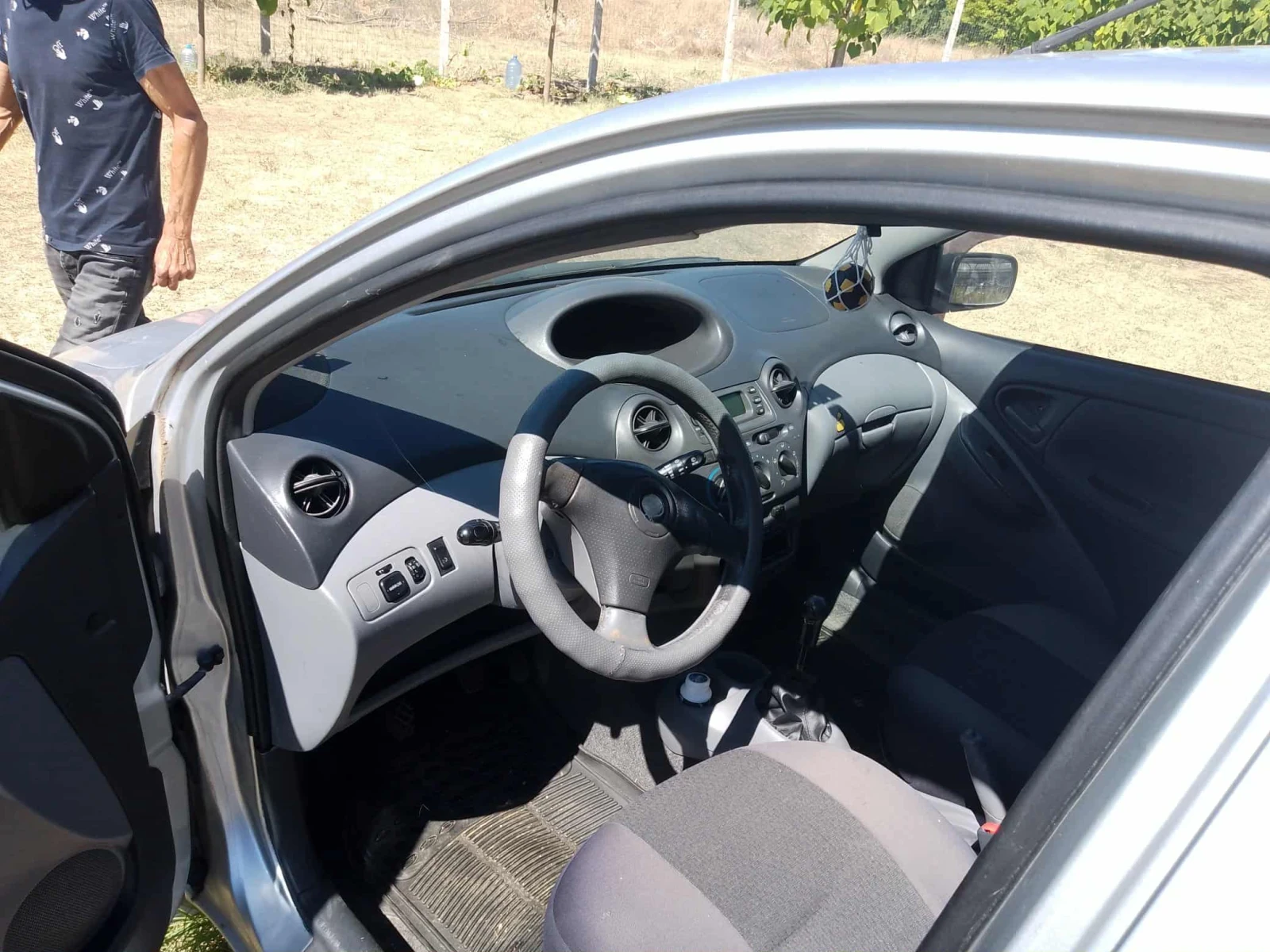 Toyota Yaris  - изображение 3