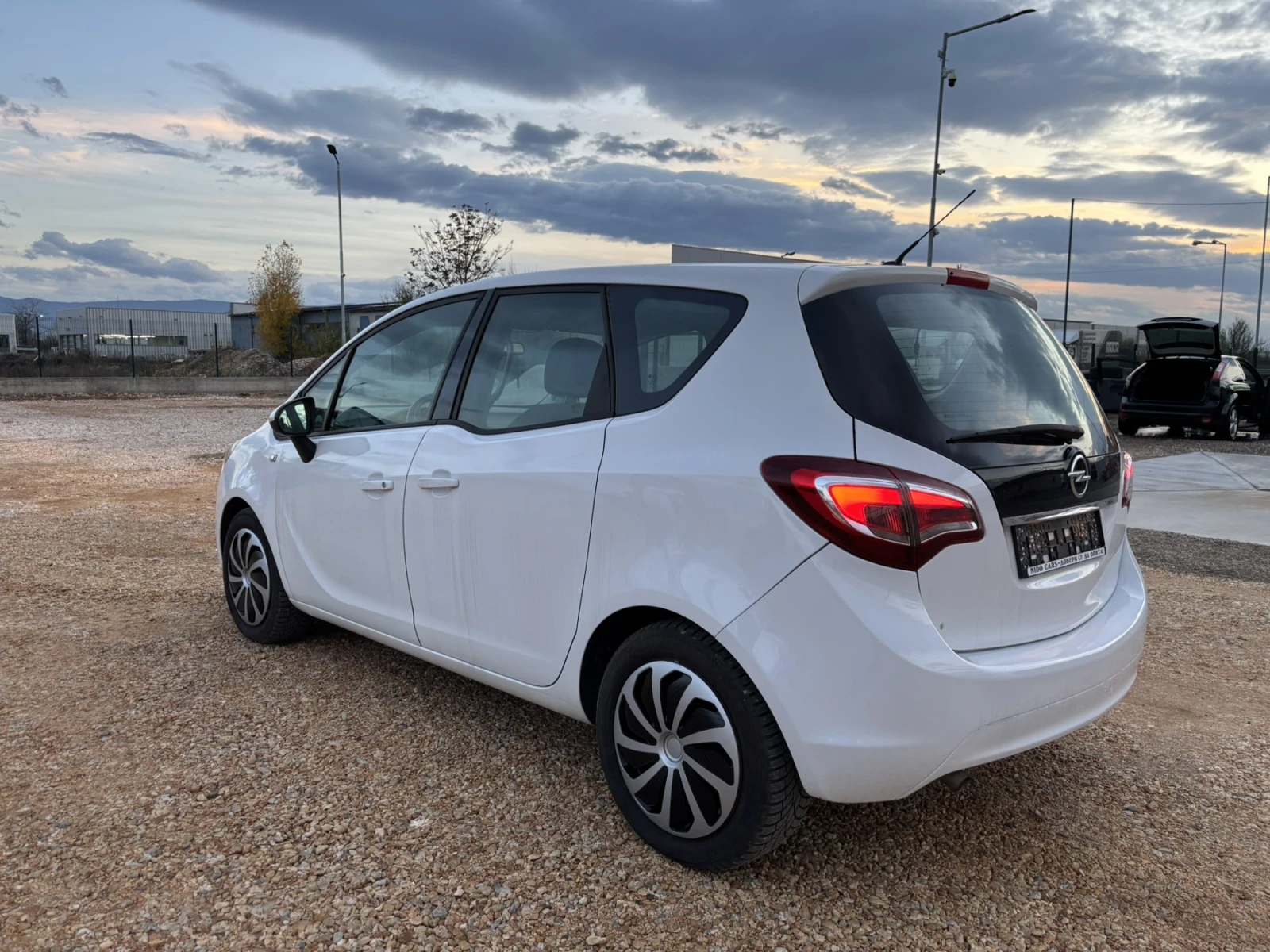 Opel Meriva 1.4 БЕНЗИН ГАЗ - изображение 4