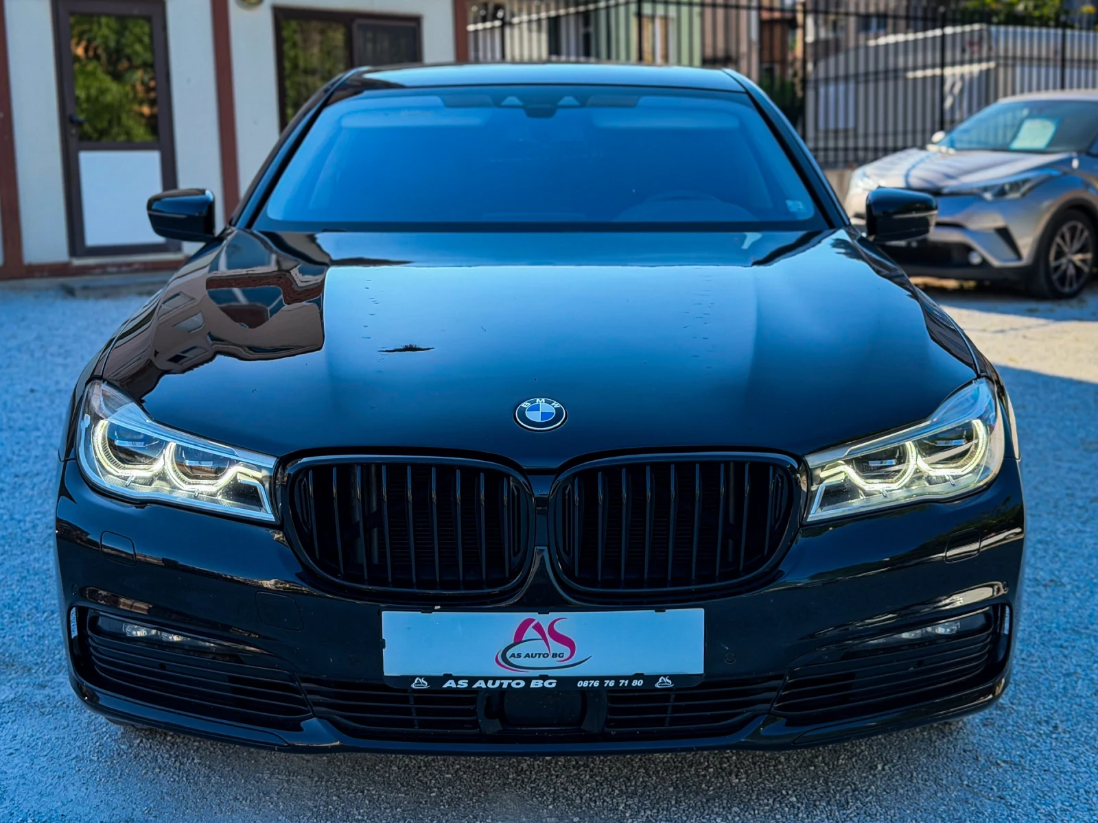 BMW 730 xD* LED* HEATED/FANS* SOFT CLOSE* FULL* FULL* TOP, снимка 2 - Автомобили и джипове - 53347641
