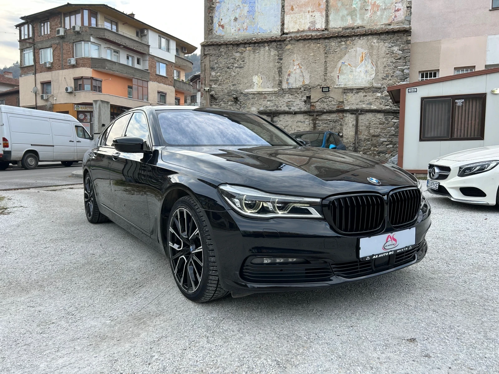 BMW 730 xDRIVE * FULL * FULL * FULL - изображение 3