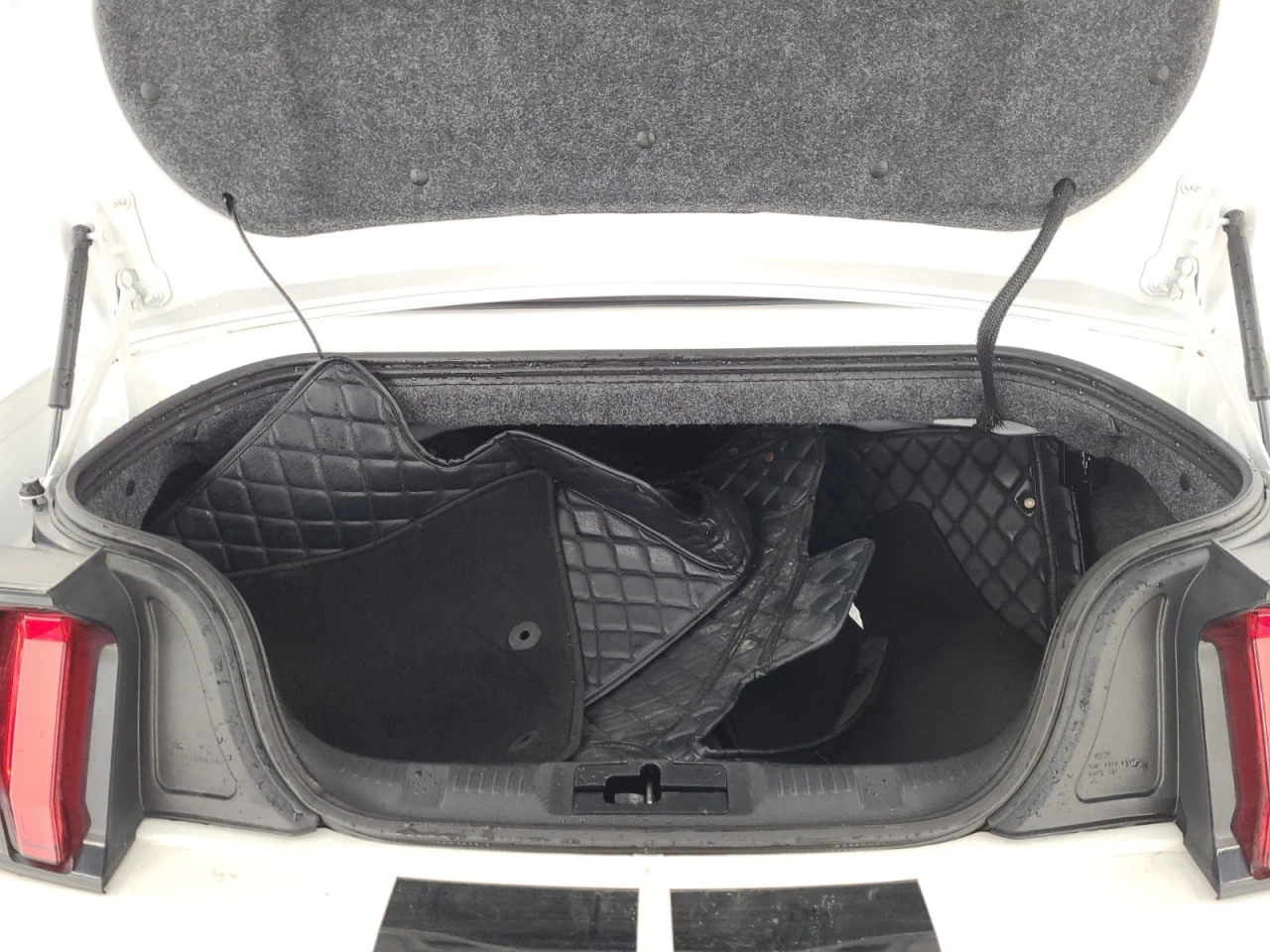 Ford Mustang ECOBOOST PREMIUM* ПОДГРЕВИ* ОБДУХВАНЕ - изображение 10