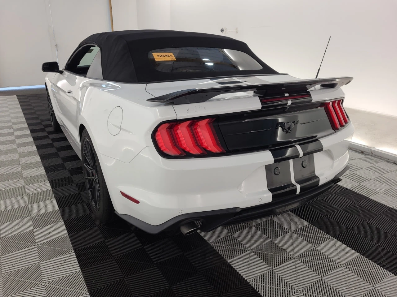 Ford Mustang ECOBOOST PREMIUM* ПОДГРЕВИ* ОБДУХВАНЕ - изображение 4