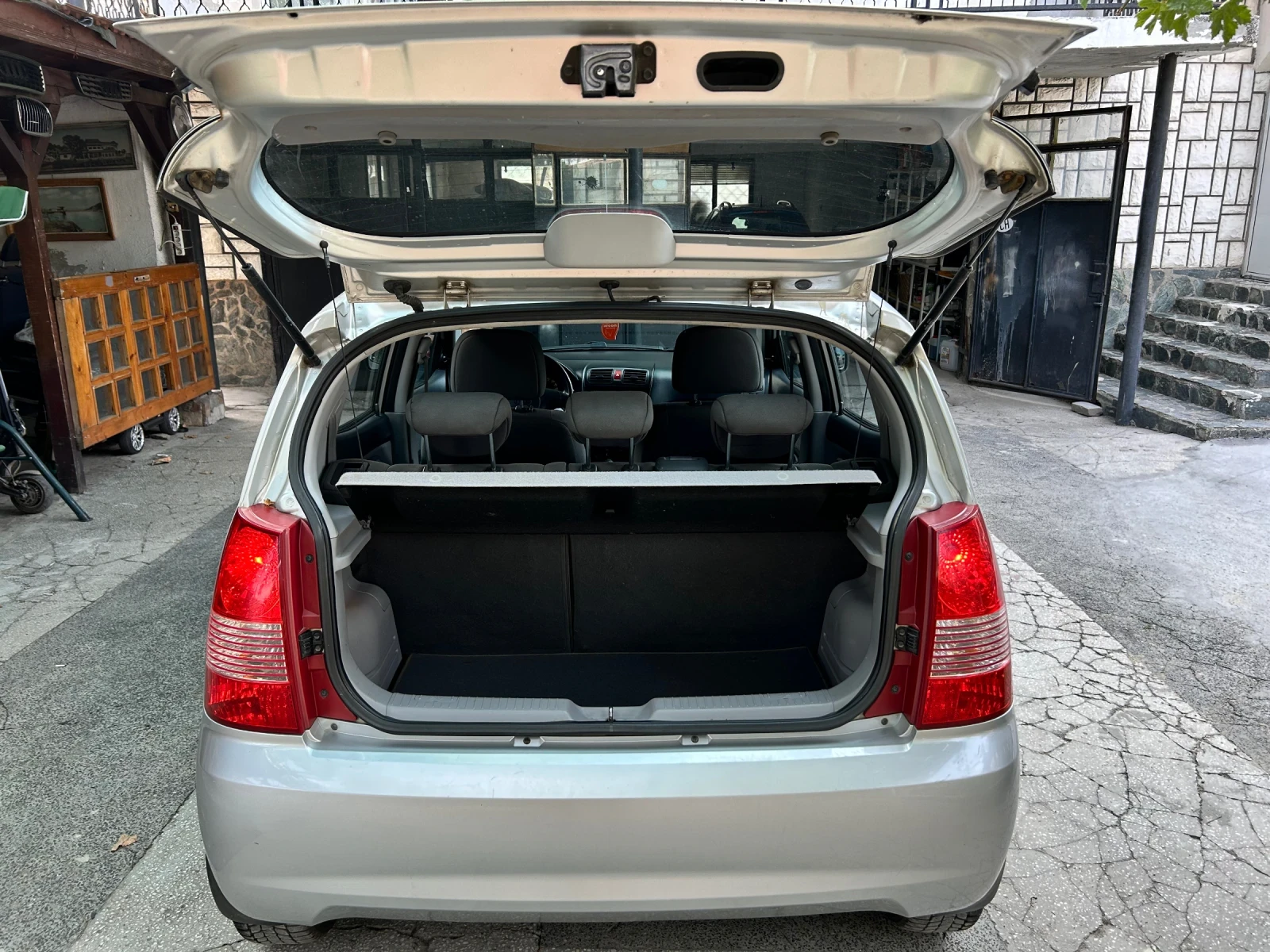 Kia Picanto 1.1 БЕНЗИН НОВ ВНОС РЕАЛНИ КИЛОМЕТРИ  - изображение 10