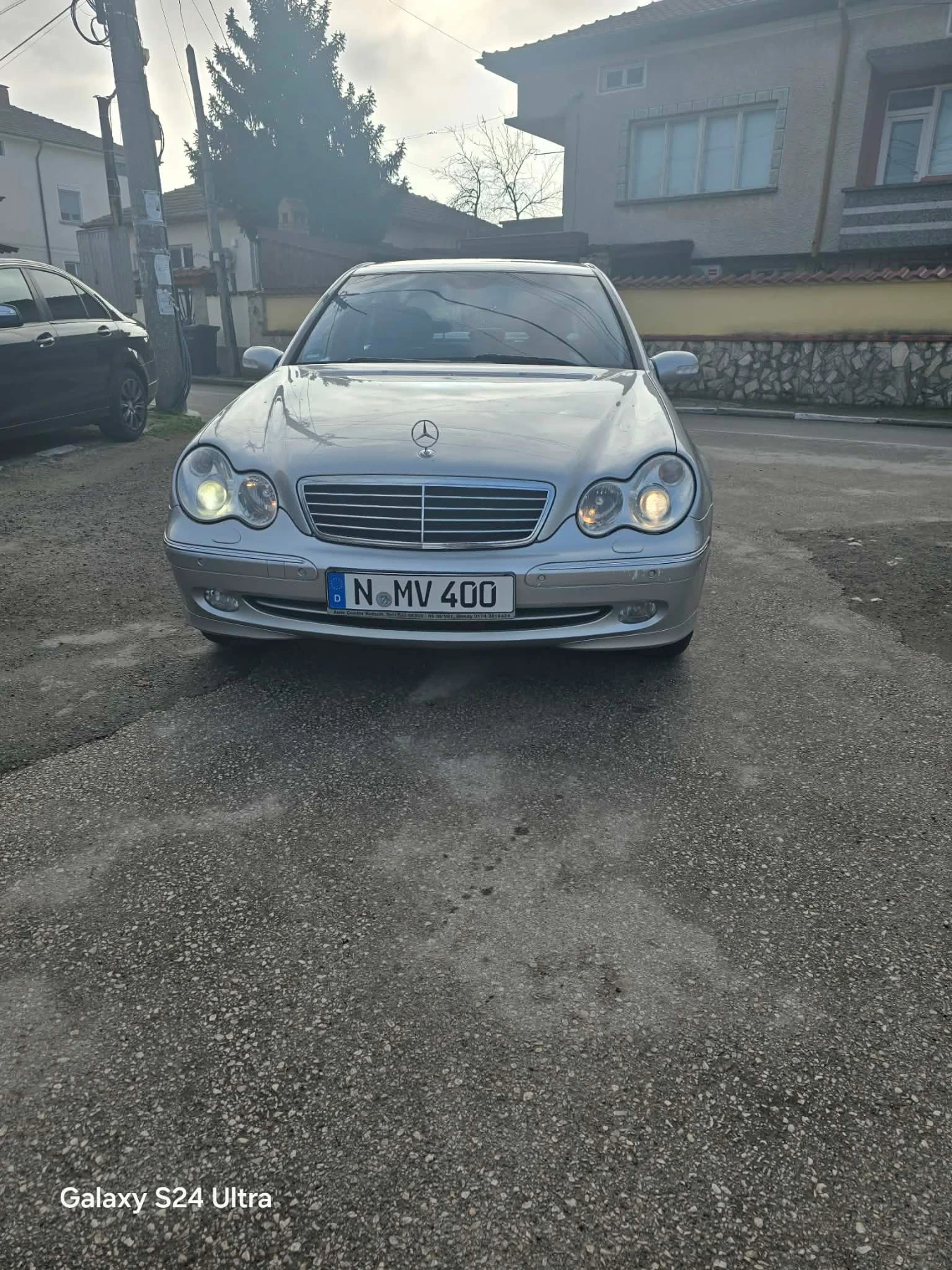 Mercedes-Benz C 320