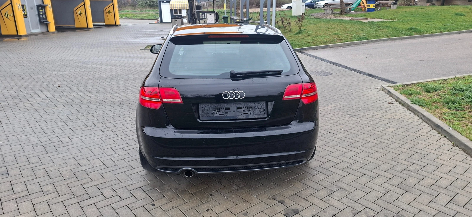 Audi A3 2.0TDI S line, снимка 7 - Автомобили и джипове - 54029176