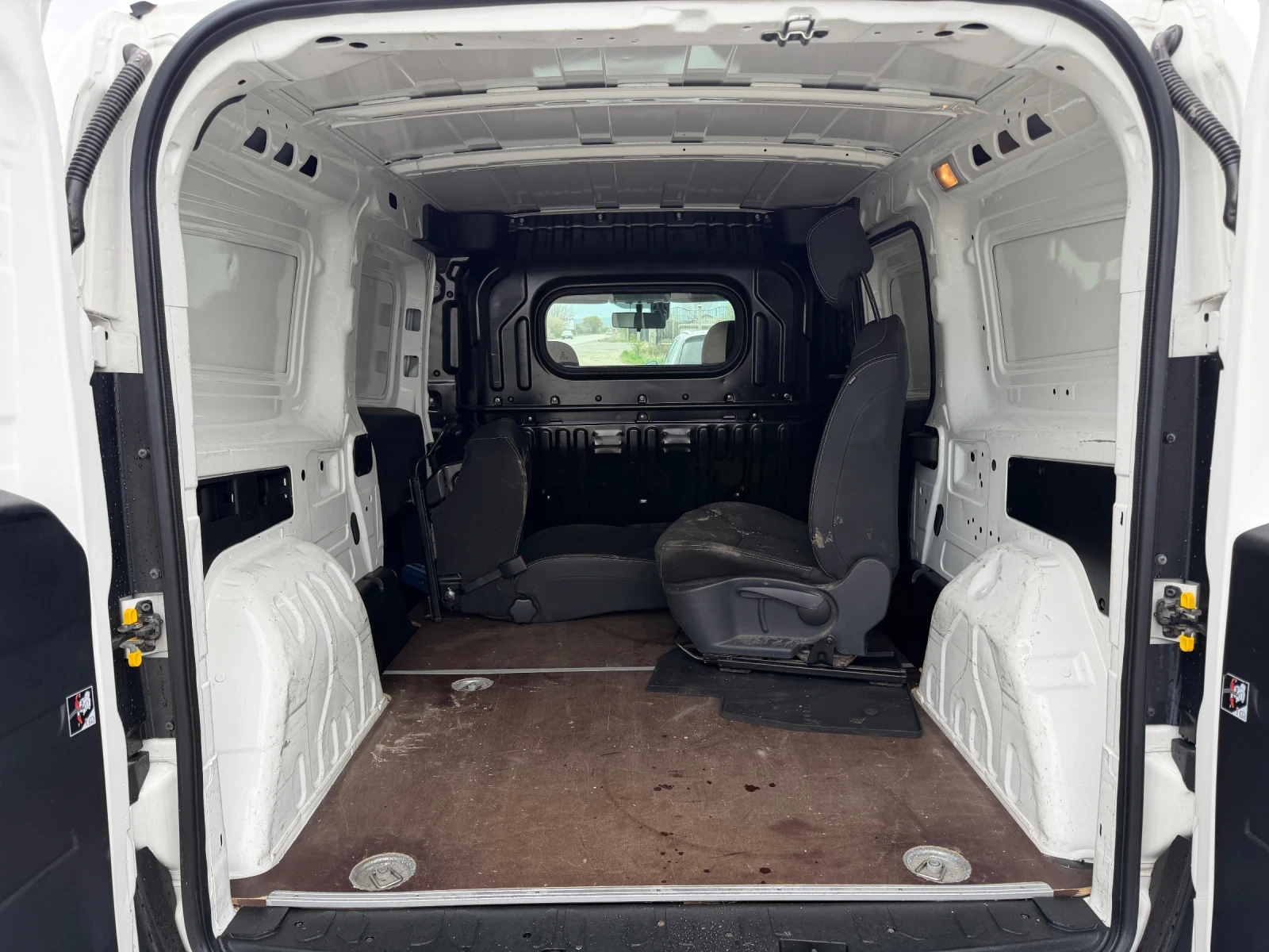 Fiat Doblo 1.6 Mjet L2 Camera, снимка 5 - Автомобили и джипове - 54192081