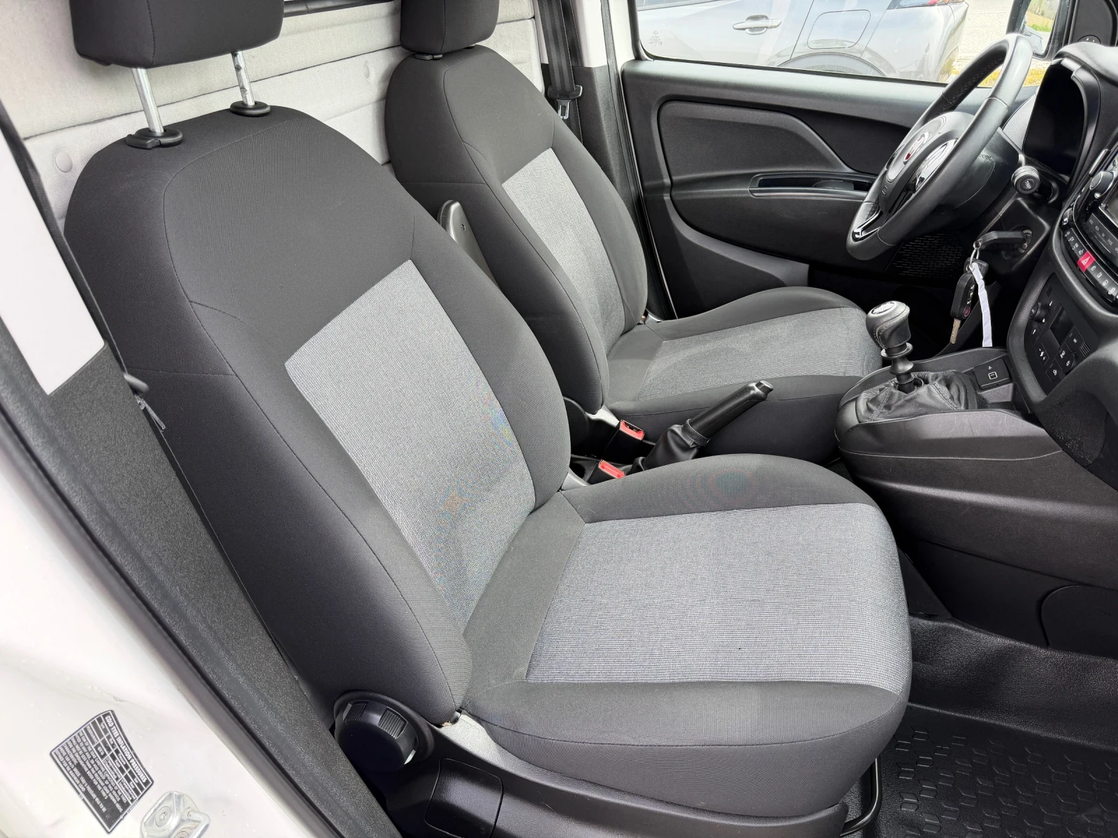 Fiat Doblo 1.6 Mjet L2 Camera, снимка 9 - Автомобили и джипове - 54192081