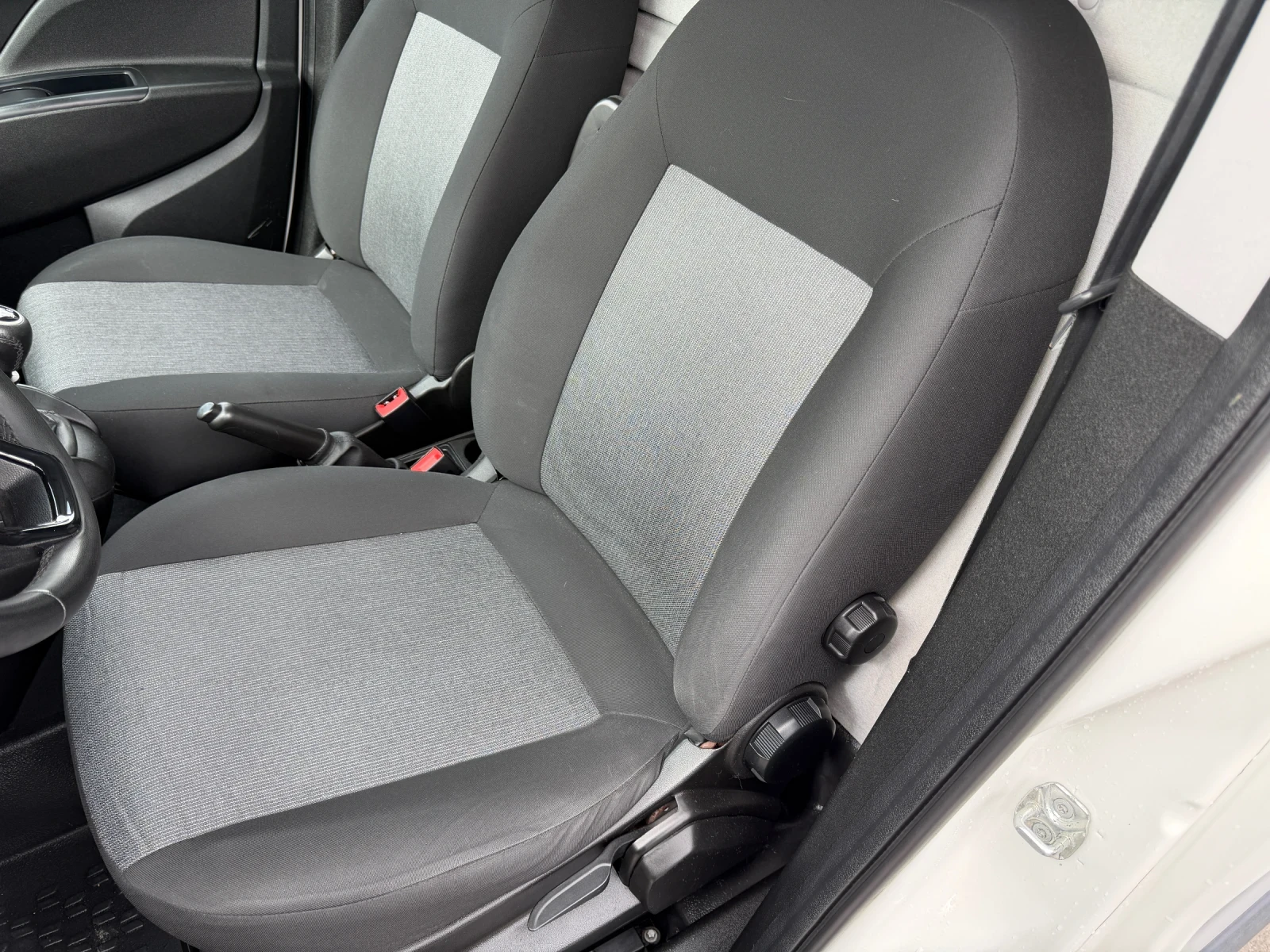 Fiat Doblo 1.6 Mjet L2 Camera, снимка 8 - Автомобили и джипове - 54192081