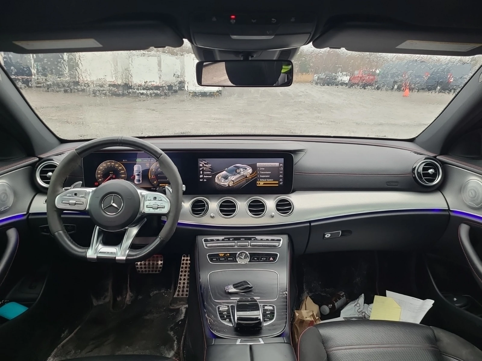 Mercedes-Benz E 53 AMG * * CARFAX * * АВТО КРЕДИТ * * , снимка 6 - Автомобили и джипове - 54205412