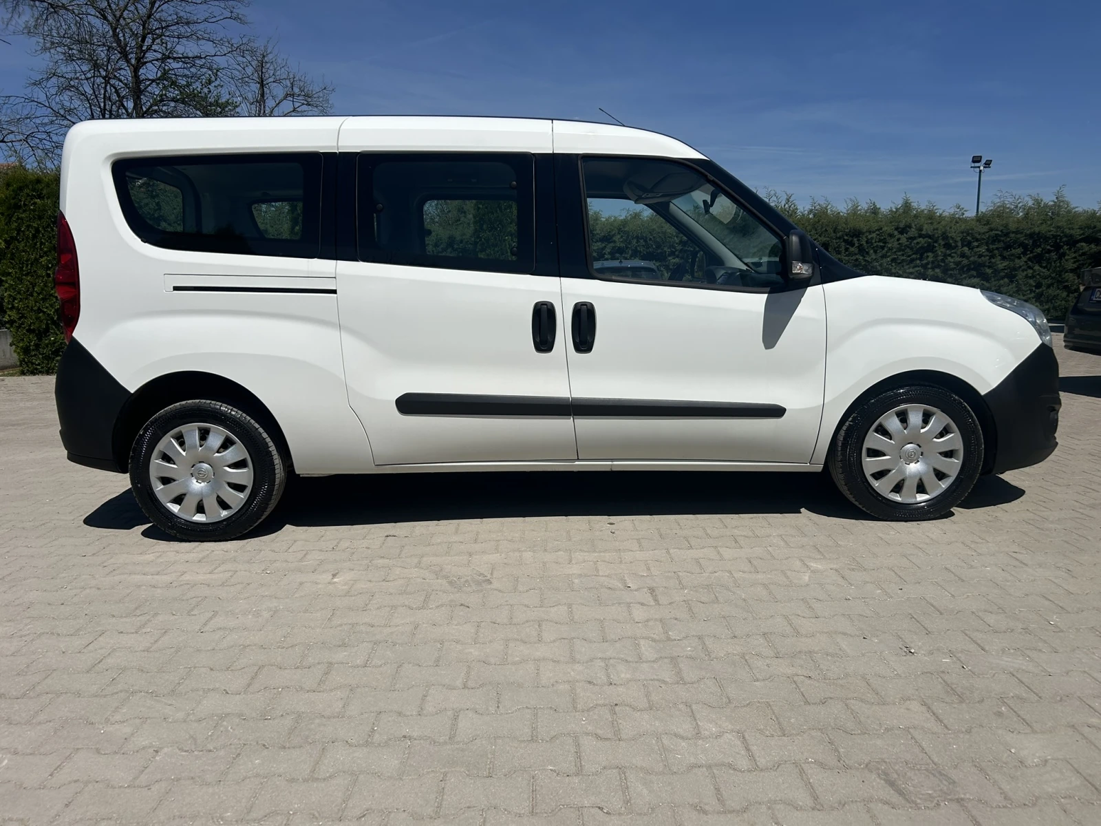 Opel Combo COMBO VAN, снимка 3 - Автомобили и джипове - 54343058
