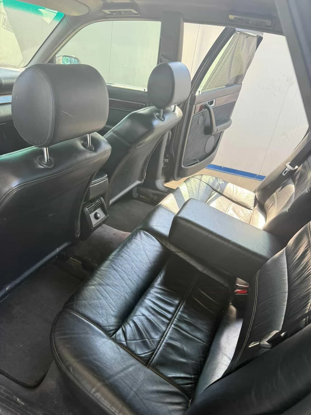 Audi A6 2.5 TDI, снимка 9 - Автомобили и джипове - 54804260