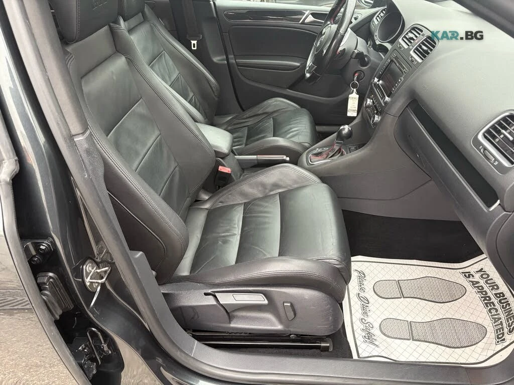 VW Golf GTI* АвтоКредит* (ЦЕНА ДО БГ), снимка 10 - Автомобили и джипове - 54932124