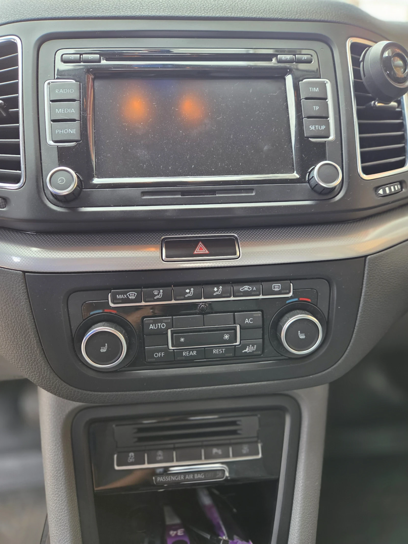 VW Sharan 1.4, снимка 10 - Автомобили и джипове - 55207539
