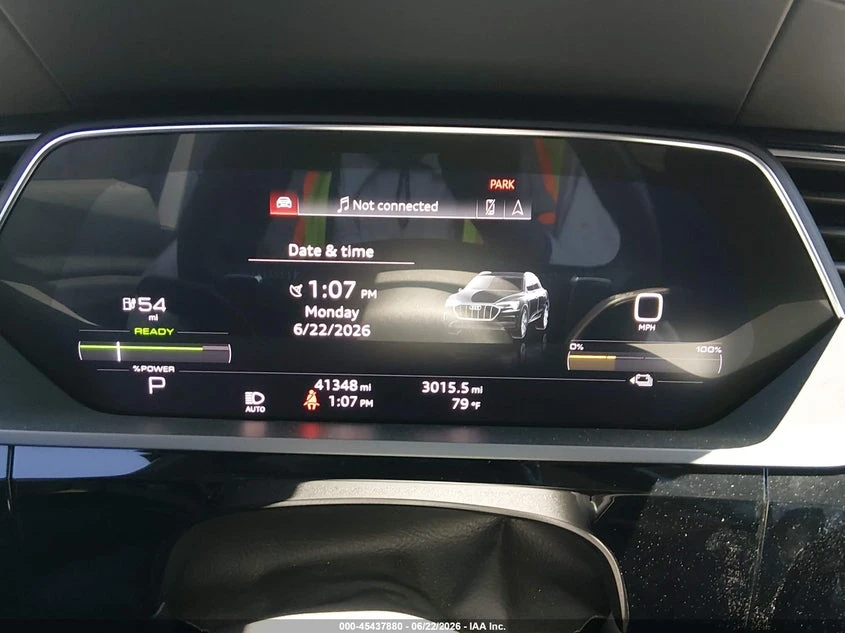 Audi E-Tron Premium Plus, снимка 7 - Автомобили и джипове - 55534773